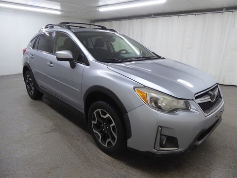Used 2016 Subaru Crosstrek 2.0i Premium image 1
