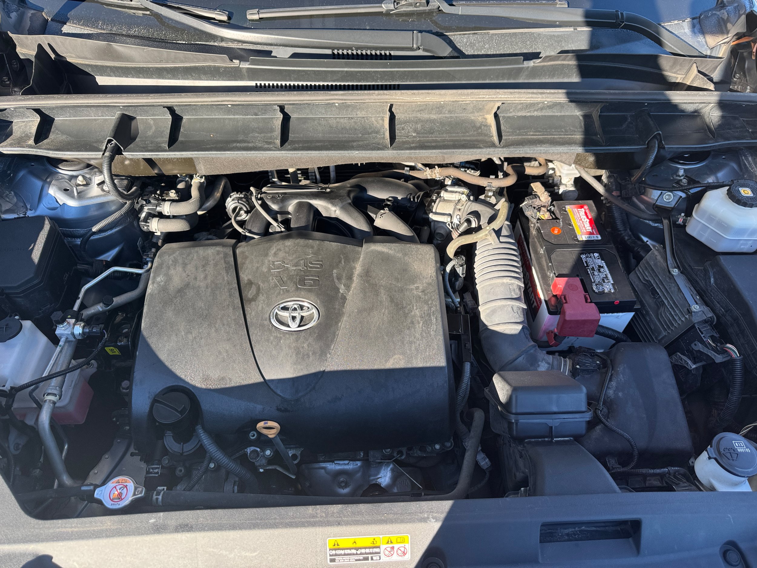 Used 2020 Toyota Highlander Platinum FWD image 15