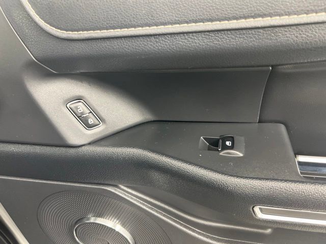 Used 2024 Ford Expedition Max XLT AWD/4WD image 28