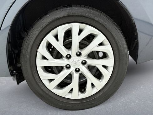 Used 2017 Toyota Corolla LE w/ Carpet Mat Package (TMS) image 23