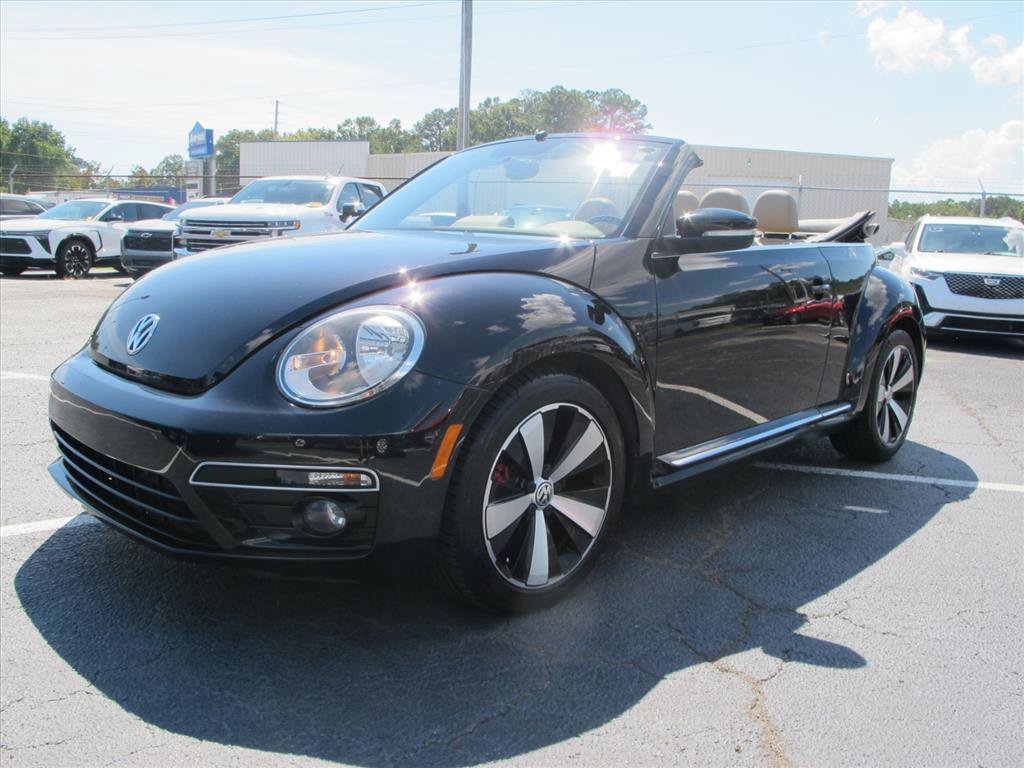 Used 2013 Volkswagen Beetle 2.0T FWD image 8