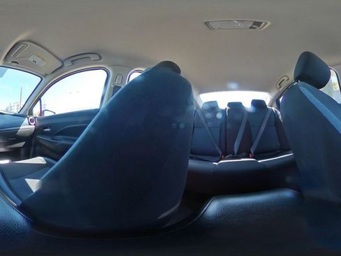 Used 2025 Nissan Versa SV image 42