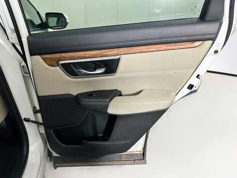 Used 2018 Honda CR-V EX image 29