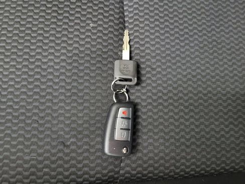 Used 2020 Nissan Rogue Sport S w/ Appearance Package AWD/4WD image 32