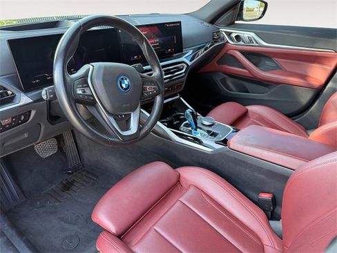 Used 2022 BMW i4 eDrive40 w/ Premium Package image 16