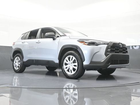 Used 2026 Toyota Corolla Cross L FWD image 54