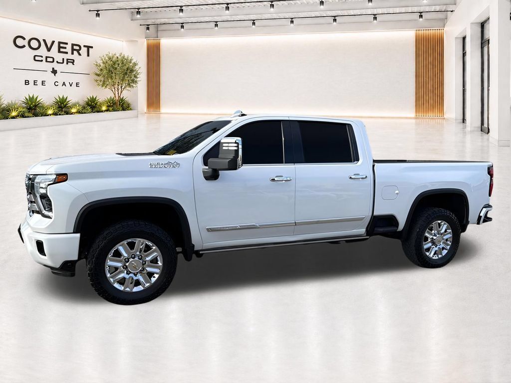 Used 2024 Chevrolet Silverado 2500 High Country w/ High Country Premium Package AWD/4WD image 7