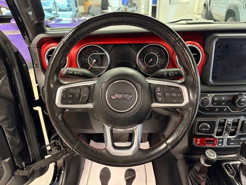 Used 2020 Jeep Gladiator Rubicon AWD/4WD image 9