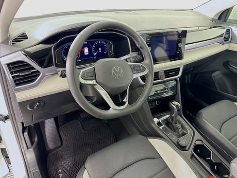 New 2026 Volkswagen Taos SEL AWD/4WD image 9