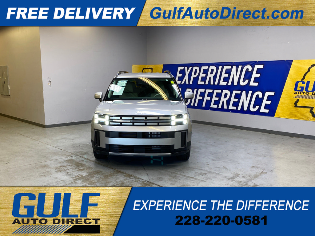 Used 2026 Hyundai Santa Fe SEL FWD image 3