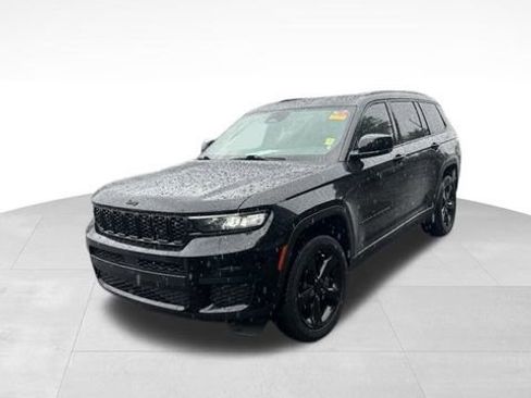Used 2023 Jeep Grand Cherokee L Laredo AWD/4WD image 1