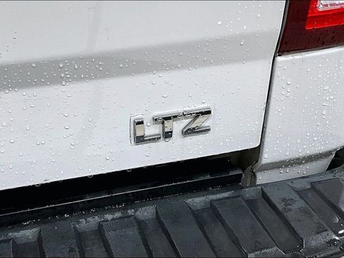 Used 2017 Chevrolet Silverado 1500 LTZ Z71 w/ LTZ Plus Package image 8