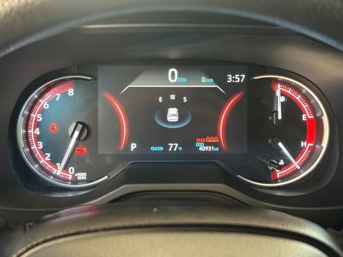 Used 2025 Toyota RAV4 LE AWD/4WD image 23