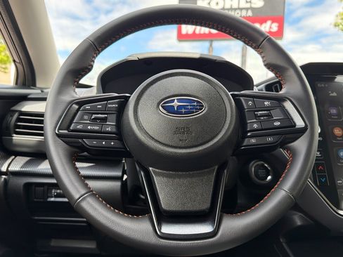 Used 2025 Subaru Crosstrek 2.5i Limited w/ Crosstrek Mirror Package AWD/4WD image 23