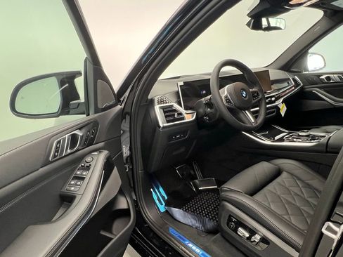 New 2026 BMW X5 M60i w/ Executive Package image 21