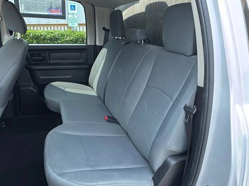 Used 2015 RAM 1500 Express AWD/4WD image 25