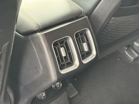 Used 2023 Kia Sorento EX image 30