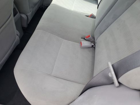 Used 2010 Toyota Corolla LE FWD image 15