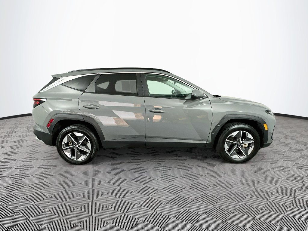 Used 2025 Hyundai Tucson SEL AWD/4WD image 12