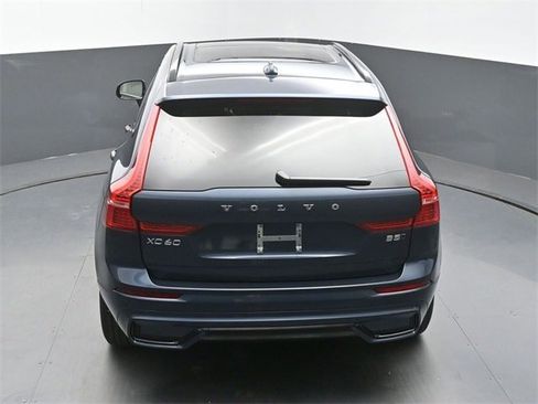 New 2025 Volvo XC60 B5 Core image 46