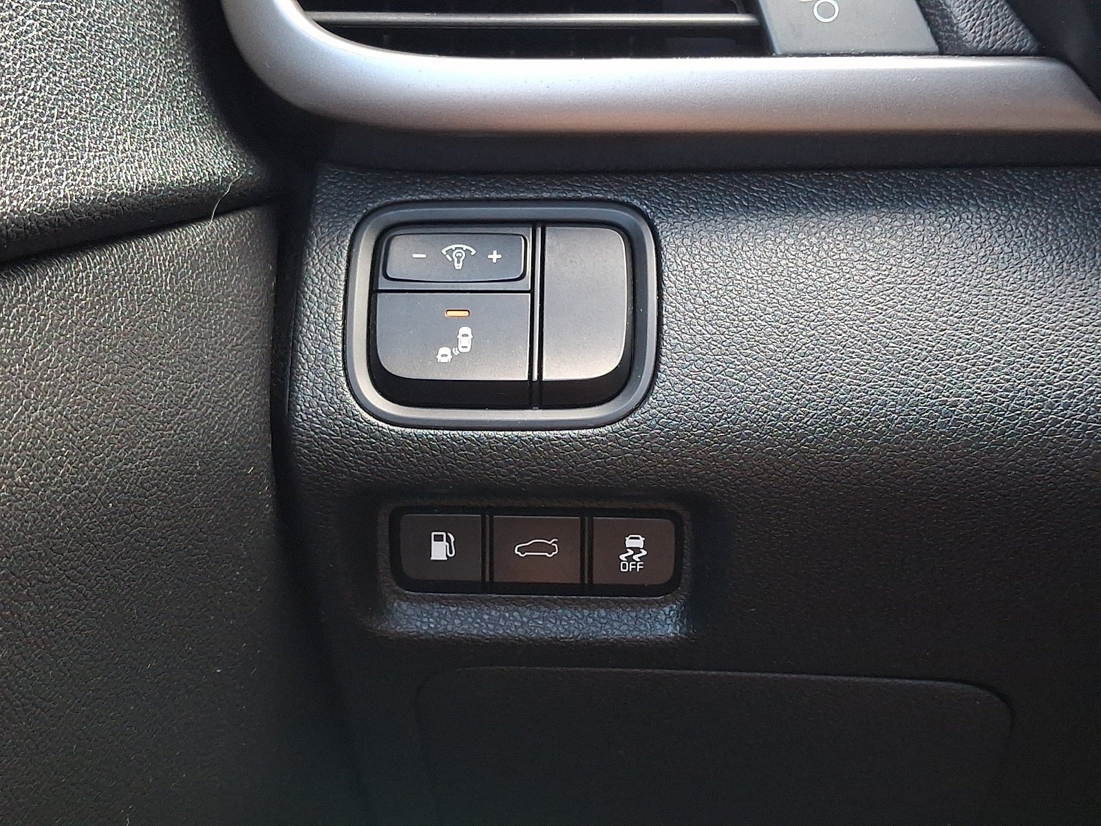 Used 2018 Kia Optima S w/ Panoramic Sunroof Package FWD image 25