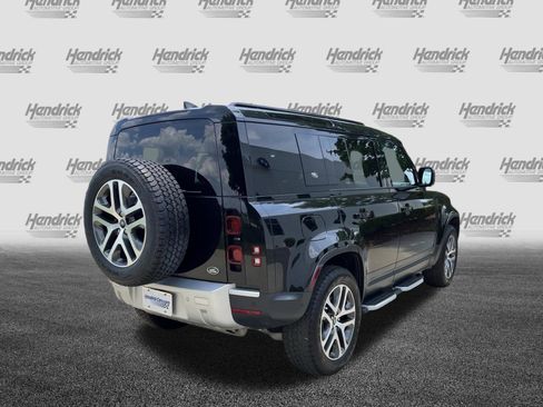 Used 2023 Land Rover Defender 110 SE AWD/4WD image 9