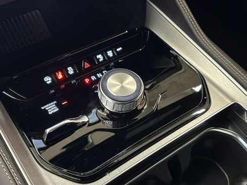 New 2026 Jeep Grand Wagoneer 4WD image 23