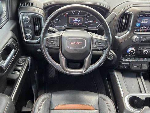Certified 2021 GMC Sierra 1500 AT4 w/ AT4 Premium Package AWD/4WD image 15