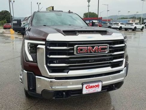 Used 2024 GMC Sierra 3500 SLT w/ SLT Premium Package AWD/4WD image 2