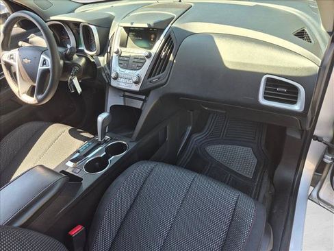 Used 2015 Chevrolet Equinox LT FWD image 18