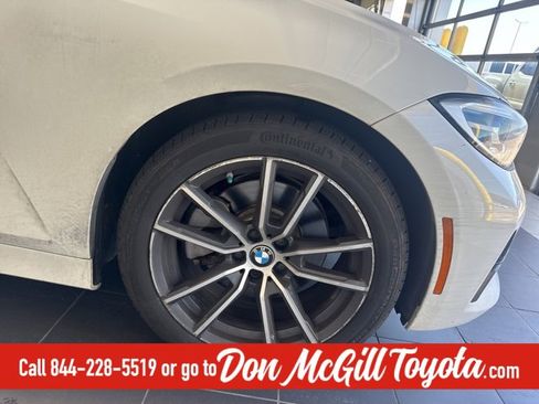 Used 2019 BMW 330i Sedan w/ Convenience Package image 4