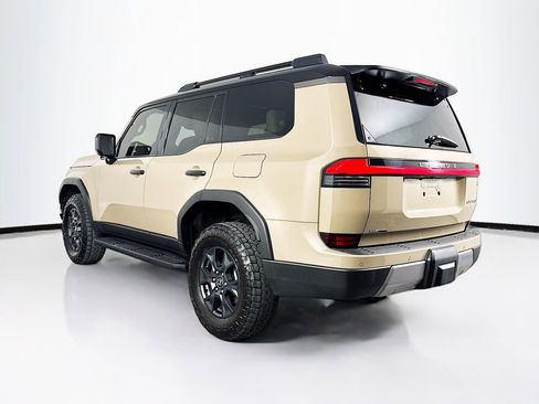 Used 2024 Lexus GX 550 image 7