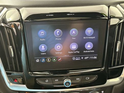 Used 2023 Chevrolet Traverse High Country w/ LPO, Floor Liner Package AWD/4WD image 12