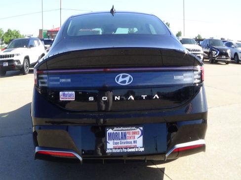 Used 2025 Hyundai Sonata SEL FWD image 7