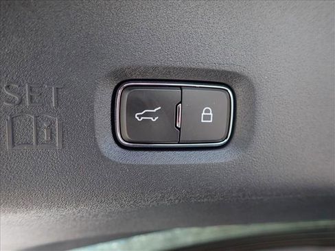 New 2026 Ford Expedition Active image 10