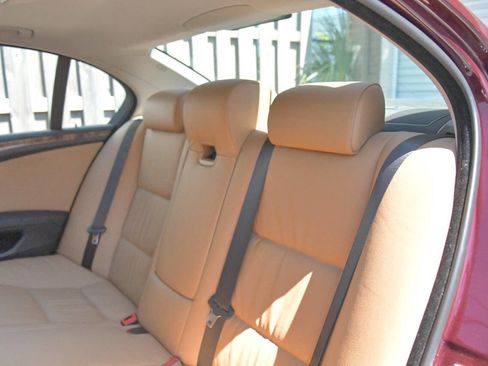 Used 2009 BMW 535i xDrive Sedan AWD/4WD image 18