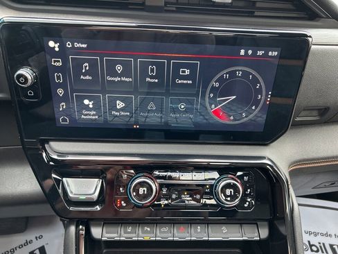 Used 2025 GMC Sierra 2500 AT4 image 33