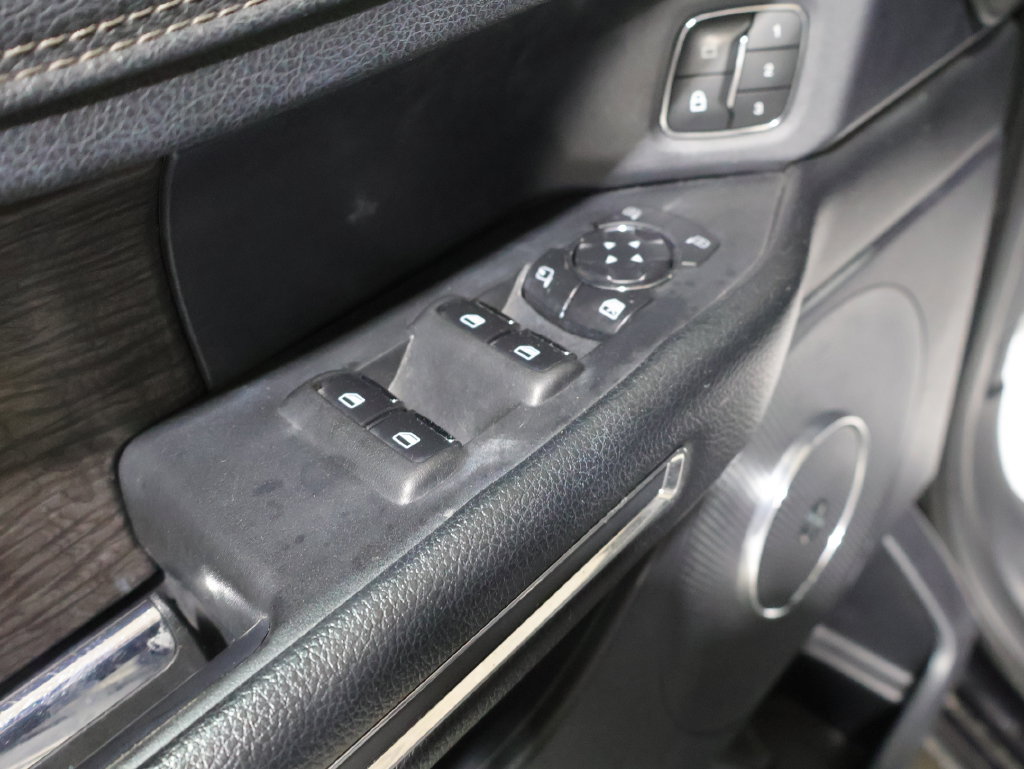 Used 2020 Ford Expedition Max Limited AWD/4WD image 25