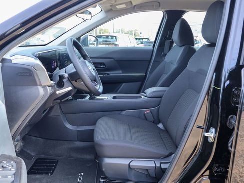 New 2026 Nissan Kicks S image 7