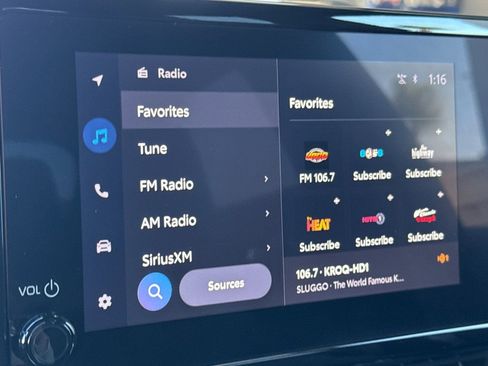 Certified 2025 Toyota Corolla SE image 24