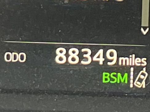 Used 2018 Toyota RAV4 XLE image 35