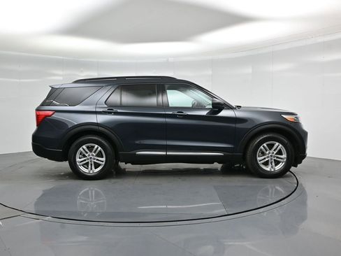 Certified 2022 Ford Explorer XLT image 27