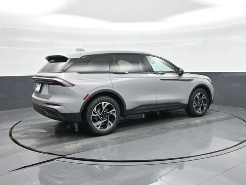 New 2026 Lincoln Nautilus Premier w/ Jet Appearance Package AWD/4WD image 9