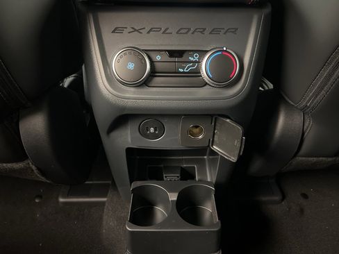 New 2025 Ford Explorer ST-Line image 32