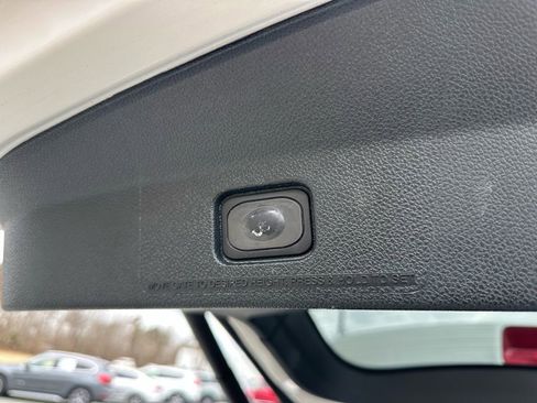 Used 2019 Ford Explorer XLT w/ Equipment Group 202A image 36