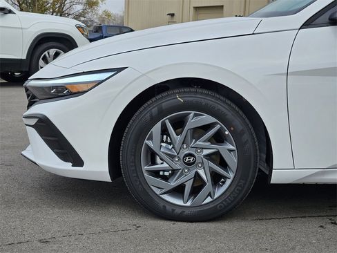 New 2025 Hyundai Elantra Blue w/ Cargo Package image 10