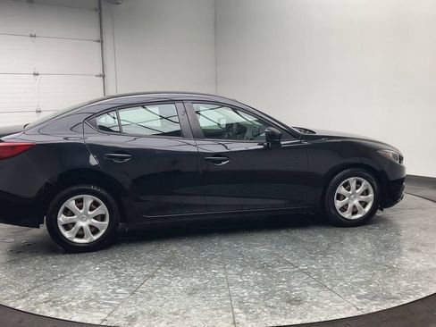 Used 2015 MAZDA MAZDA3 i Sport image 31