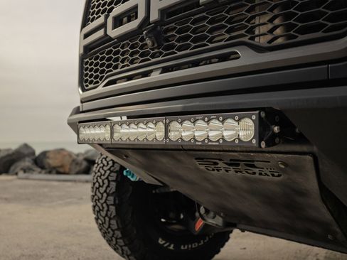 Used 2018 Ford F150 Raptor w/ Equipment Group 802A Luxury image 38