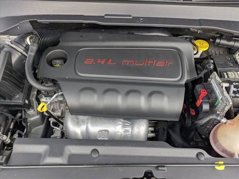 Used 2022 Jeep Compass Latitude FWD image 21