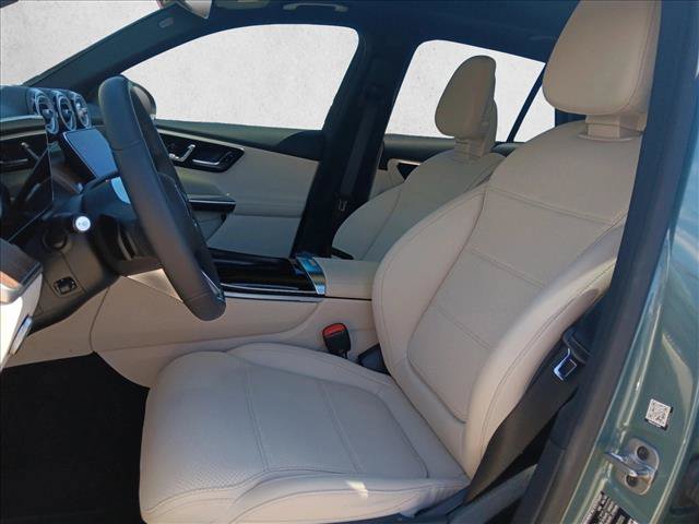 Certified 2025 Mercedes-Benz GLC 300 image 17
